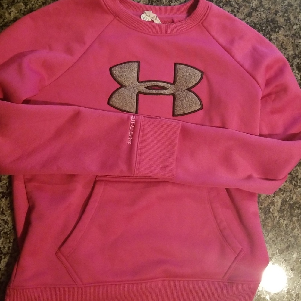 Under armour sweatshirt